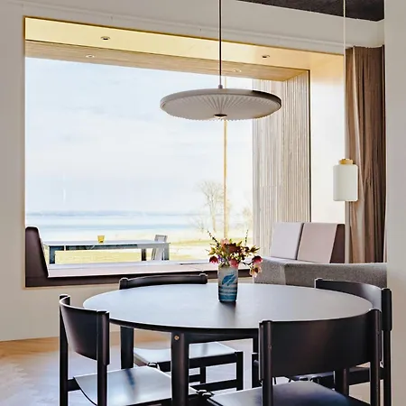 Simple Lifestyle And Starry Sky On Helnaes בית נופש *